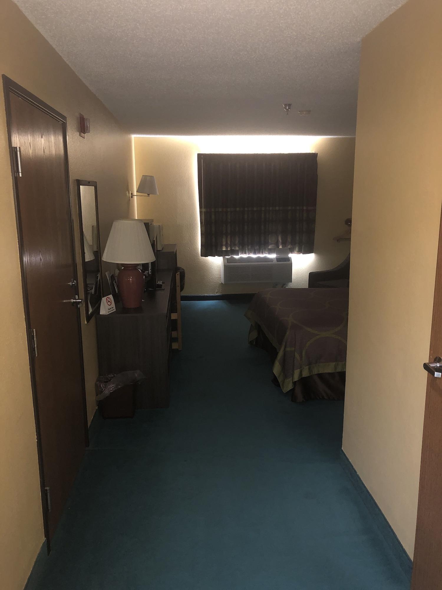 Super 8 By Wyndham Florence Co Bagian luar foto
